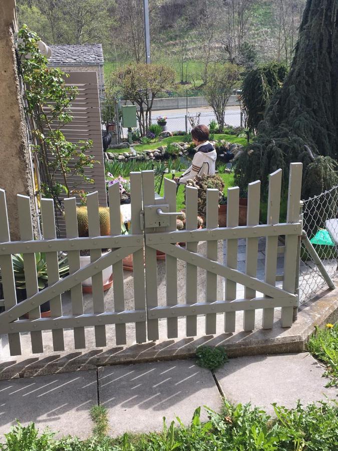 לינה וארוחת בוקר פוסקיאבו Chasa Sassalbo מראה חיצוני תמונה